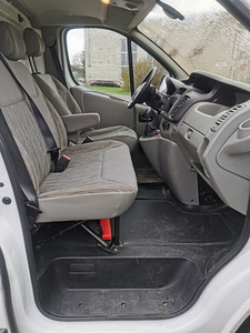 Nissan Primastar LONG 2.0 DCTI 84kw 2014.a. (8 foto / 9)