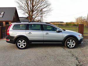 Volvo XC70 SUMMUM CROSS COUNTRY 2.4 D5 136kW, järelmaks! (6 foto / 15)