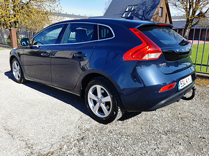 Volvo V40 City Safety 1.6 D2 84kW, JÄRELMAKS! (2 foto / 15)