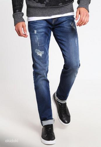 Новые джинсы True Religion Rocco Skinny Relaxed, размер 30 (фото #1)