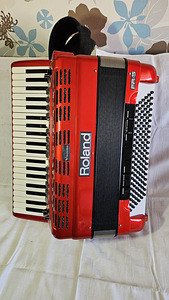 Akordion Roland FR-5 (3 foto / 5)