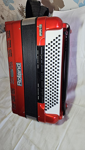 Akordion Roland FR-5 (4 foto / 5)