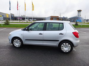 Škoda Fabia 1.6TDI 55kW 2011 (2 foto / 9)