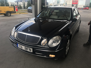 Mercedes-Benz E320 4-Matik (2004) (1 foto / 3)