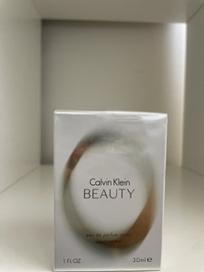 Calvin Klein Beauty 30 ml