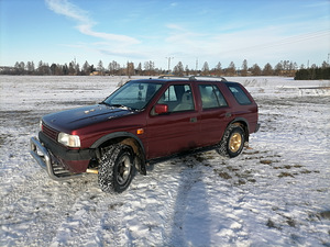OPEL FRONTERA 2.2 74 kW -95 (1 foto / 3)