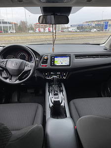 Honda HR-V (5 foto / 8)