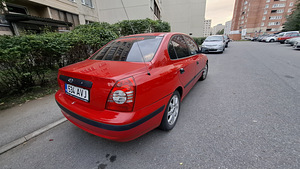 Hyundai Elantra 1.6 77kw (6 foto / 6)