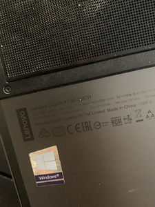 Lenovo Legion Y730-15ICH (5 foto / 5)
