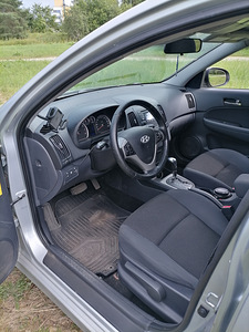 Hyundai i30 CW 1.6, facelift, automaat (5 foto / 7)