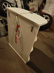 Peegelkapp vannituppa (4 foto / 5)