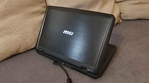MSI GT70 Dominator (3 foto / 4)