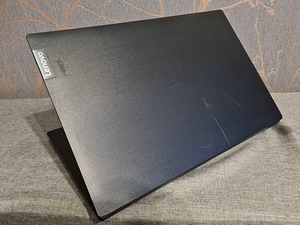 Lenovo V145-15AST (5 foto / 5)