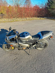 Kawasaki Ninja 636 Zx6R 2005 (2 foto / 6)