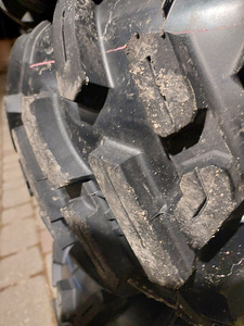 ATV Rehvid velgedega (4 foto / 4)
