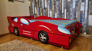 Ferrari kahekohaline voodi ja kapp (2 foto / 5)