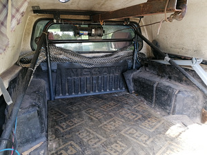 Nissan Pick-UP (4 foto / 12)