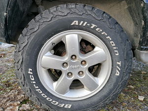 JEEP GRAND CHEROKEE OVERLAND (13 foto / 14)