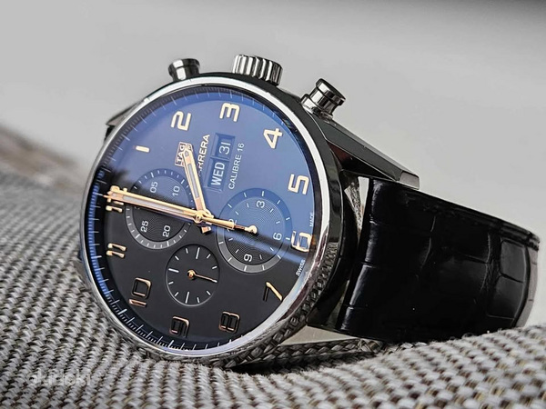 Tag Heuer Carrera