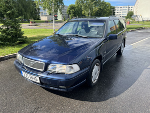 1998 Volvo V70 2.5TDI 103kWt (1 foto / 10)