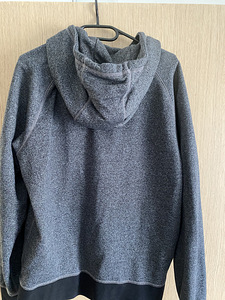 Nike L (3 foto / 3)
