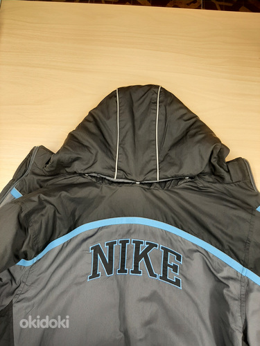 Зимняя спортивная куртка NIKE (фото #4)
