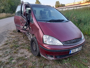 Ford Galaxy 1.9TDI 85KW ÜV 05.23. (2 foto / 6)
