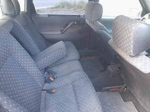Vw Passat 1.8bens 66KW. UV 12.22 (5 foto / 9)