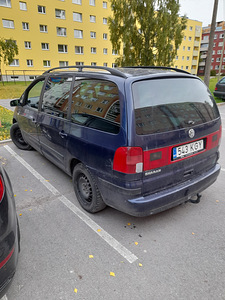 VW Sharan 2002a. 1.9TDI .ÜV.10.23 (2 foto / 8)