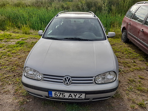 VW GOLF 1.9tdi 66KW. Uv.03.23 (2 foto / 3)