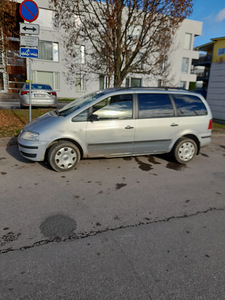 VW SHARAN 1.9 85kW. ÜV.07.23 (2 foto / 5)