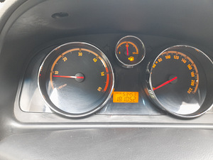 Opel Antara 2010a. 2.0 TDI (5 foto / 9)