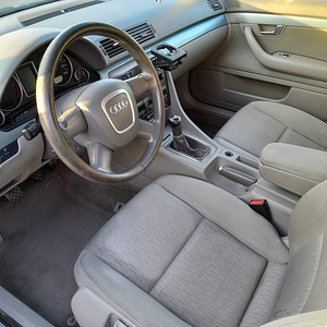 AUDI A4. 2005A. 2.0TDI. MANUAL. UV.10.25. (4 foto / 7)