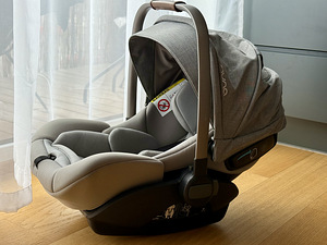 Nuna ARRA turvahäll Isofix alusega! Nagu uus! (1 foto / 5)