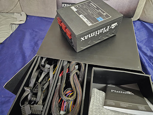 Toiteplokk Platimax 1700 Watt Fully Modular (2 foto / 3)