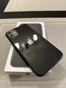 iPhone 11 128GB Black (2 foto / 4)
