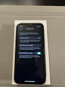 iPhone 11 128GB Black (4 foto / 4)