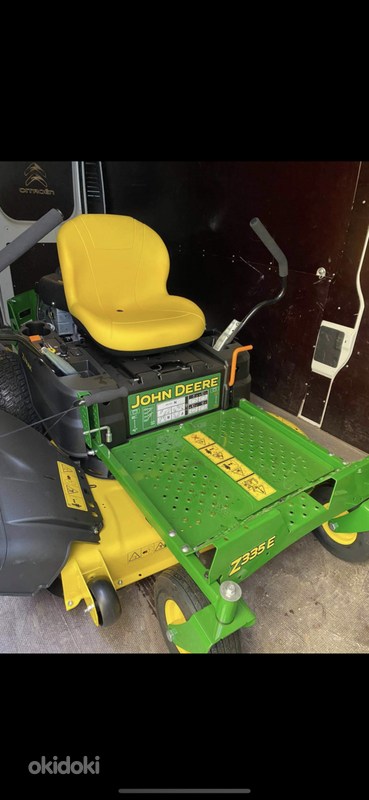 0-pöörderaadiusega murutraktor Z335E, John Deere - Rakvere