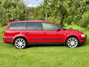 Volkswagen Passat 1.9 81kw (5 foto / 13)