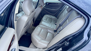 Volvo S60 (7 фото из 8)