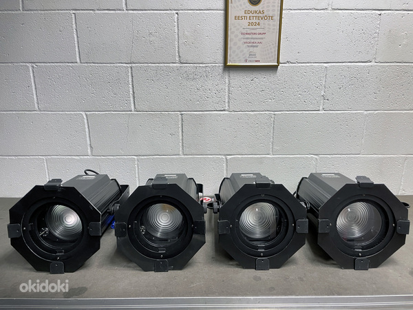 100 W COB prozektor Eurolite LED THA-100F Theater Spot