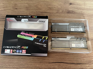 G.Skill Trident Z RGB DDR4-3000 CL15 (2 foto / 2)