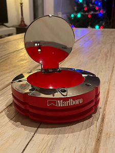Marlboro tuhatoos (3 foto / 3)