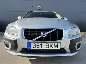 Volvo XC70 2.4 D5 136kw (3 foto / 11)