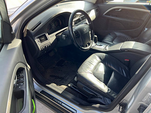 Volvo XC70 2.4 D5 136kw (7 foto / 11)
