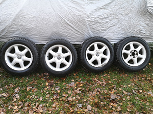 Volvo 15" valuveljed (naastrehv) - komplekt (1 foto / 7)