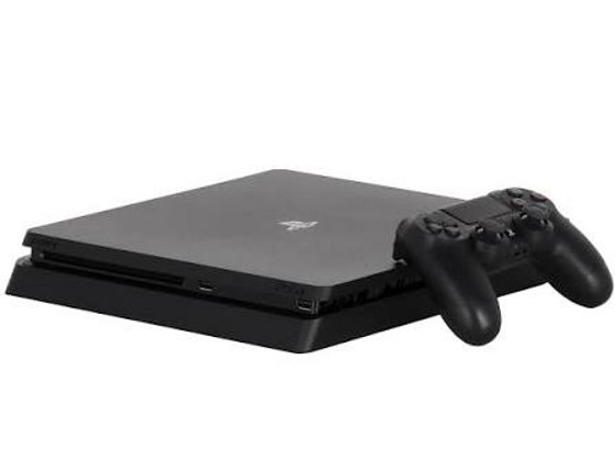 Sony Ps4 Slim Playstation 4 + 2 controllers