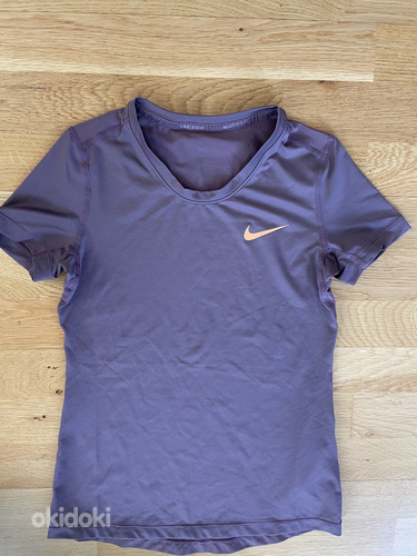 Nike спортивная рубашка, детская M (фото #1)
