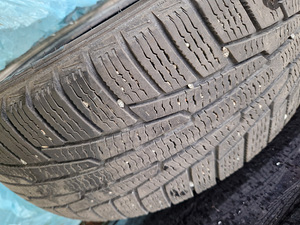 Шины 185/55/15 (3 фото из 3)