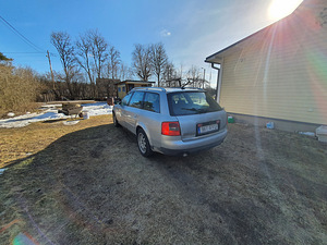 Audi A6 2,5tdi 132kw Quattro (4 foto / 7)